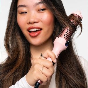 WavyTalk Thermal Round Brush